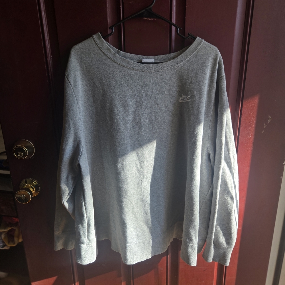 Nike Women's Gray Crew Neck Sweater (CLOSING CLOSET)